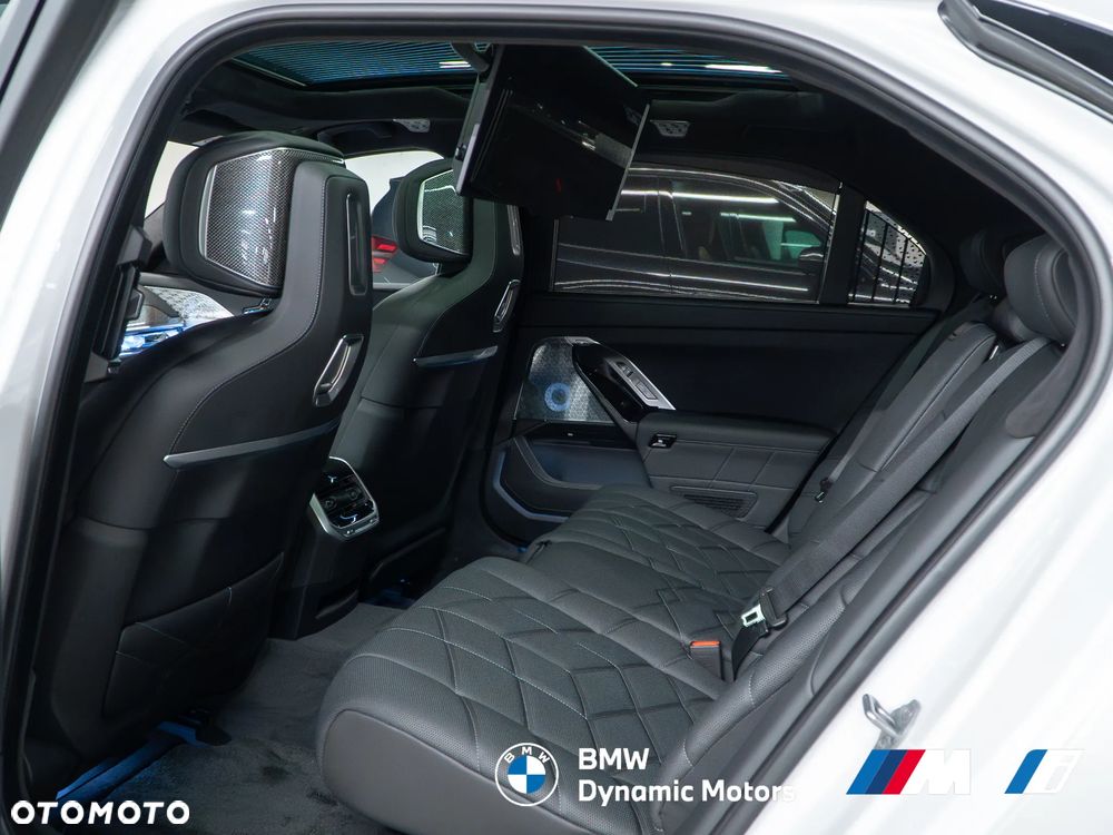 BMW Seria 7 740d xDrive - 24