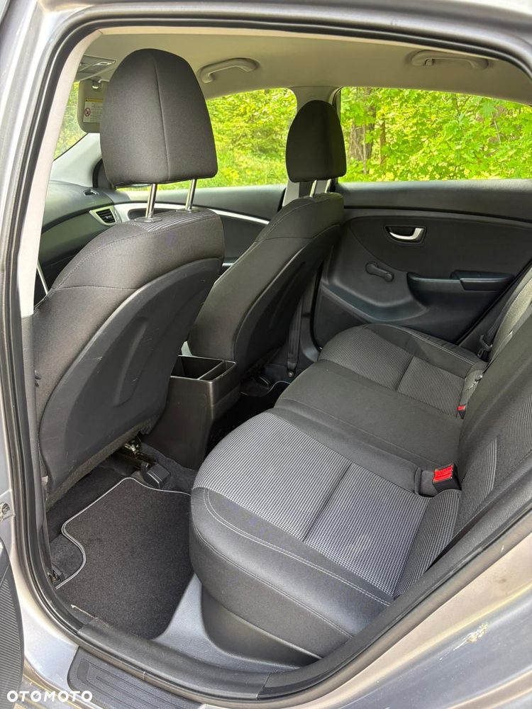 Hyundai i30 1.4 CRDi Intro Edition - 9