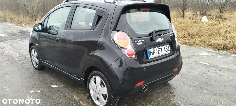 Chevrolet Spark - 22
