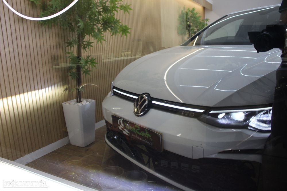 VW Golf 2.0 TSI GTI DSG - 19