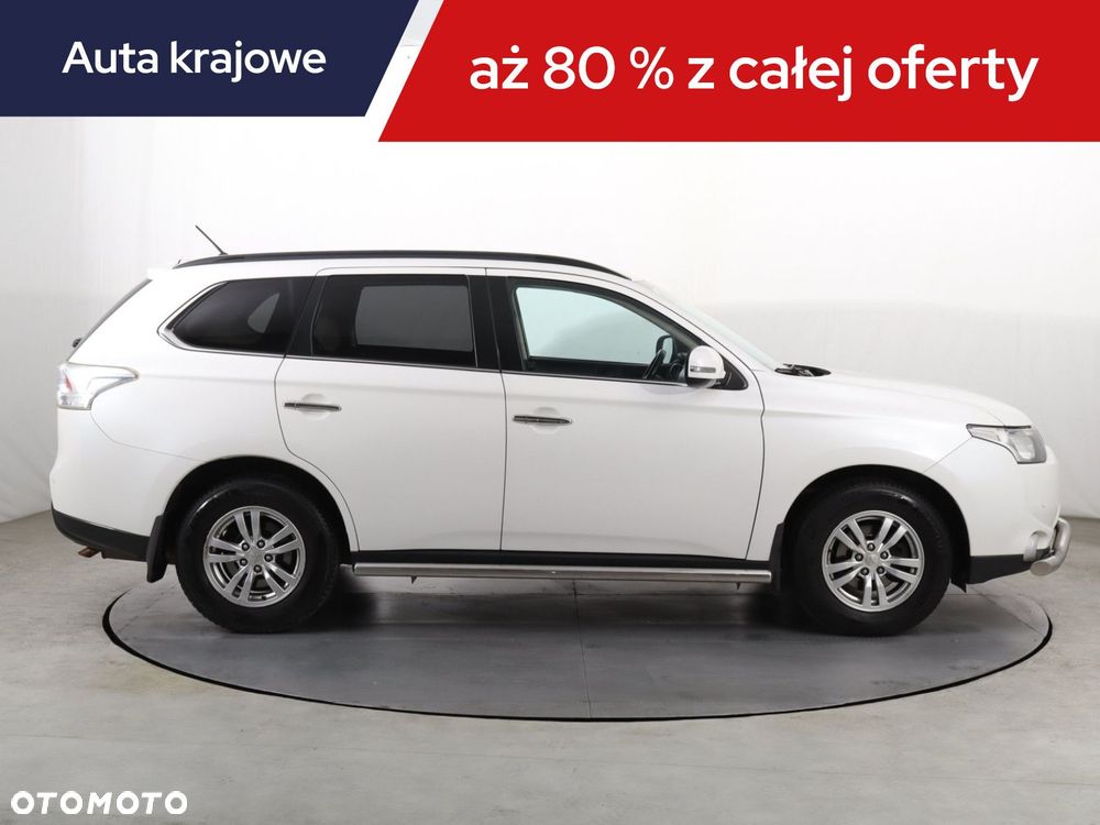 Mitsubishi Outlander - 8