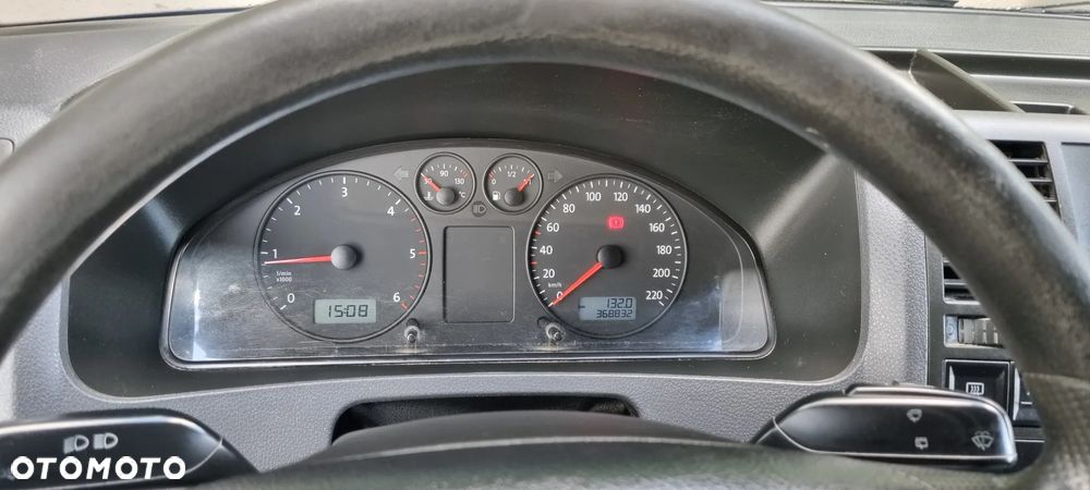 Volkswagen Transporter - 9