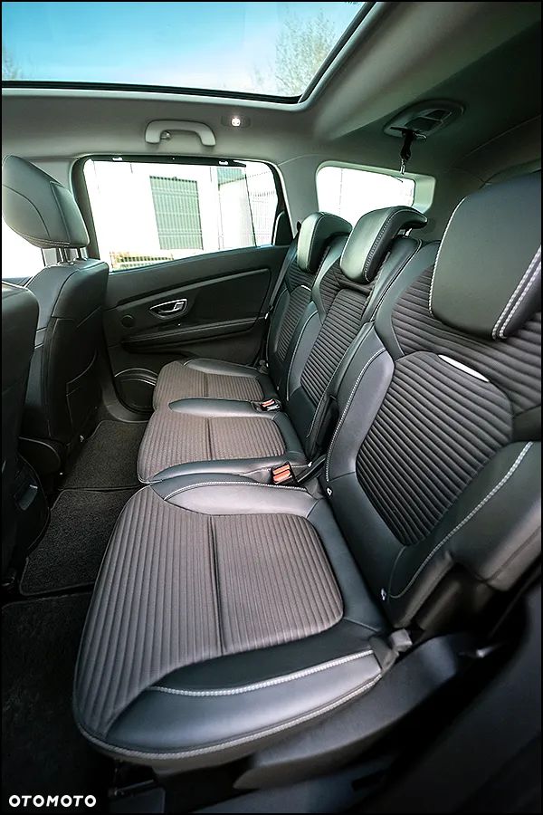 Renault Grand Scenic Gr 1.3 TCe FAP Intens EDC - 8