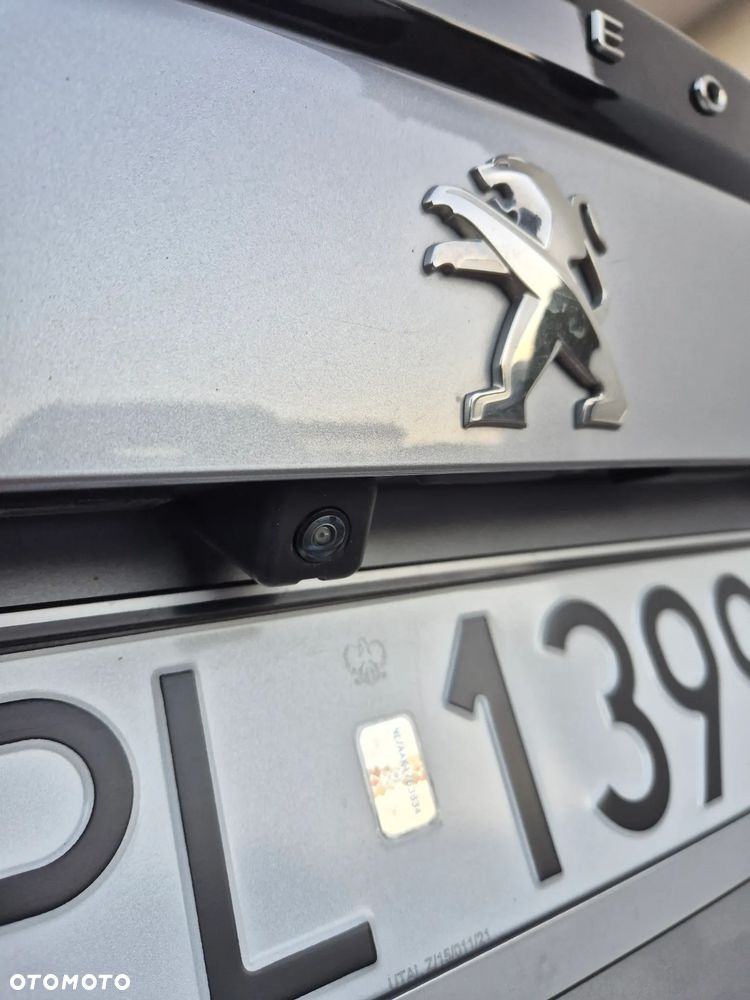 Peugeot 2008 - 36
