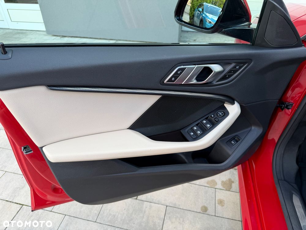 BMW Seria 2 230i M Sport - 9