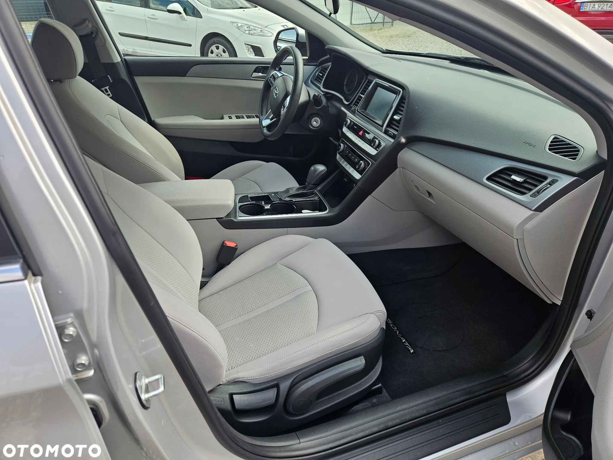 Hyundai Sonata - 9