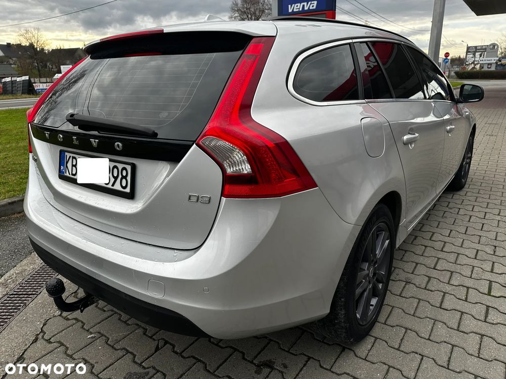 Volvo V60 D3 Momentum - 3