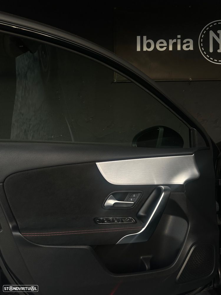 Mercedes-Benz A 200 AMG Line - 31