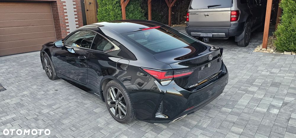 Lexus RC - 18
