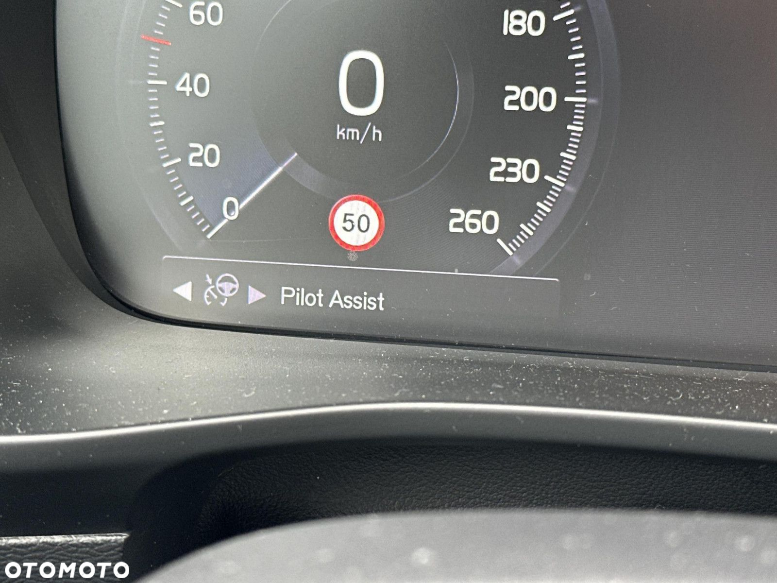 Volvo XC 40 - 24