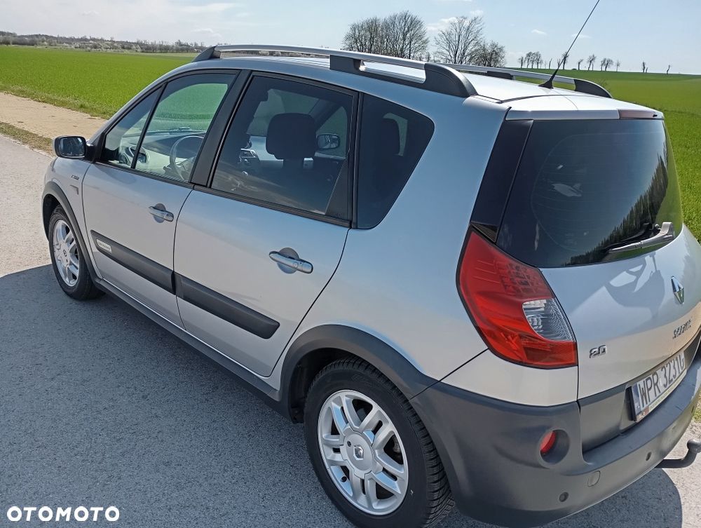 Renault Scenic Conquest - 2