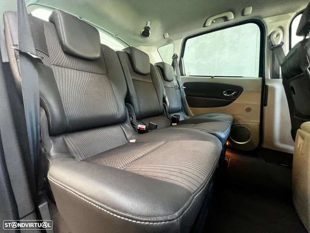 Renault Scénic 1.5 dCi Dynamique S - 19
