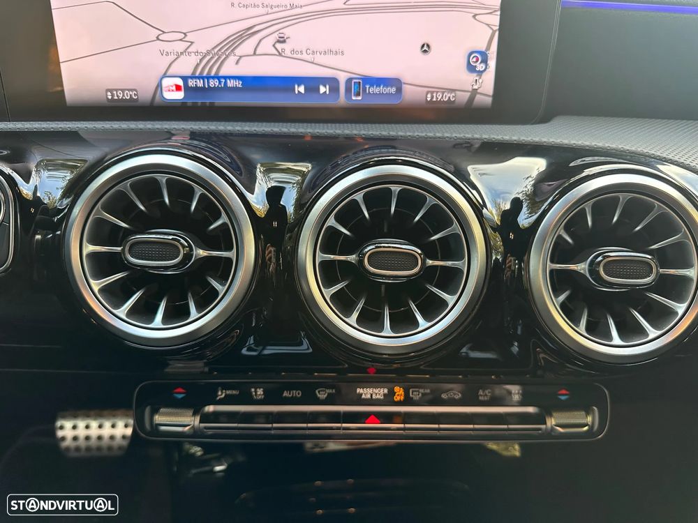 Mercedes-Benz CLA 250 - 18