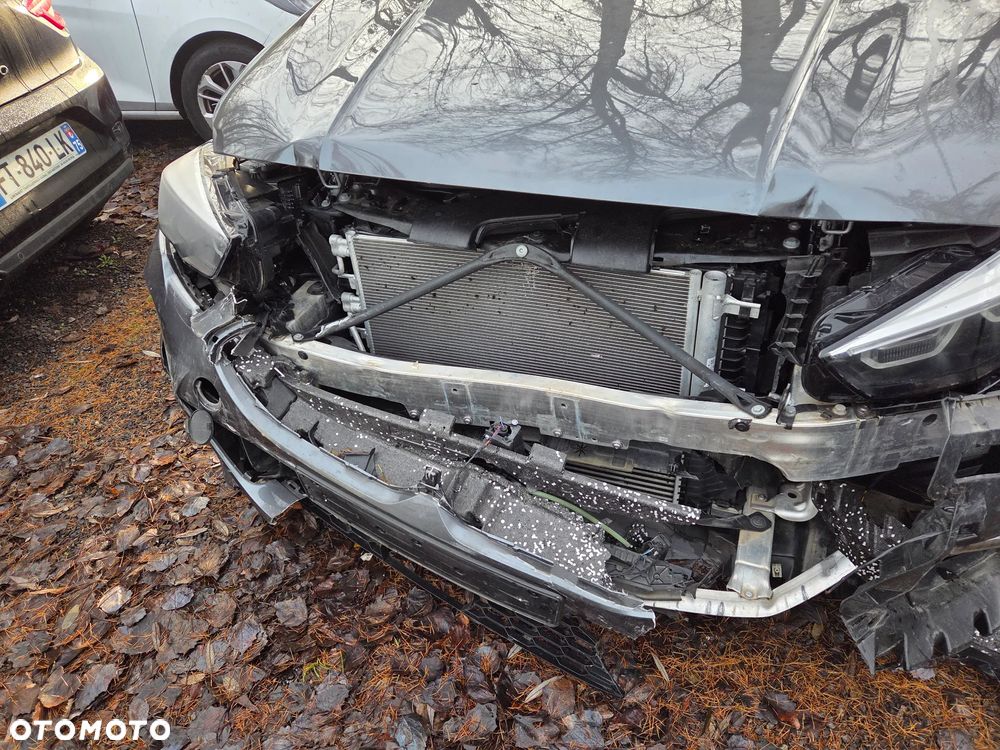 BMW Seria 2 218d M Sport - 2