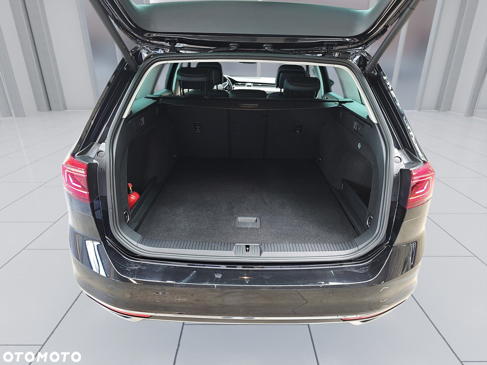 Volkswagen Passat 2.0 TDI Elegance DSG - 25