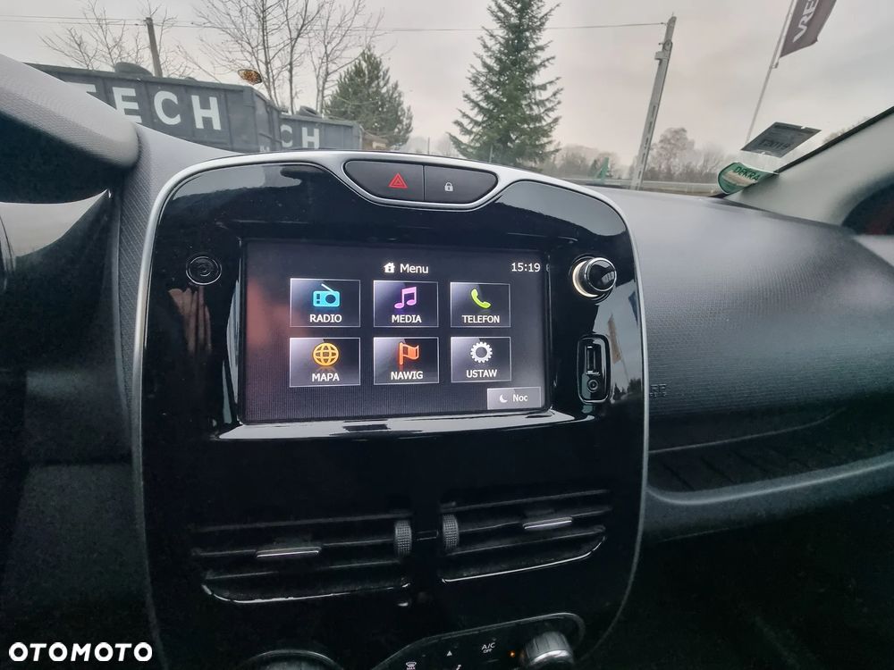 Renault Clio 1.2 16V Limited EU6 - 27