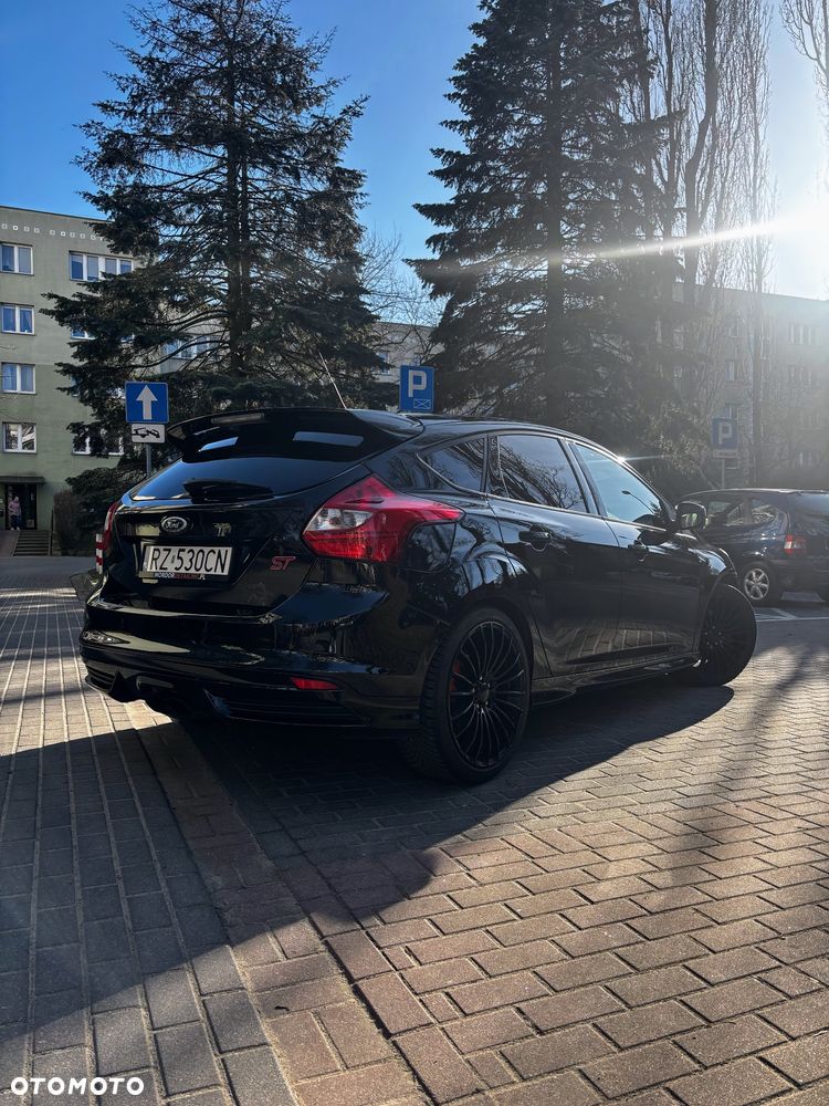 Ford Focus 2.0 EcoBoost ST mit Leder-Exclusiv-Paket - 5