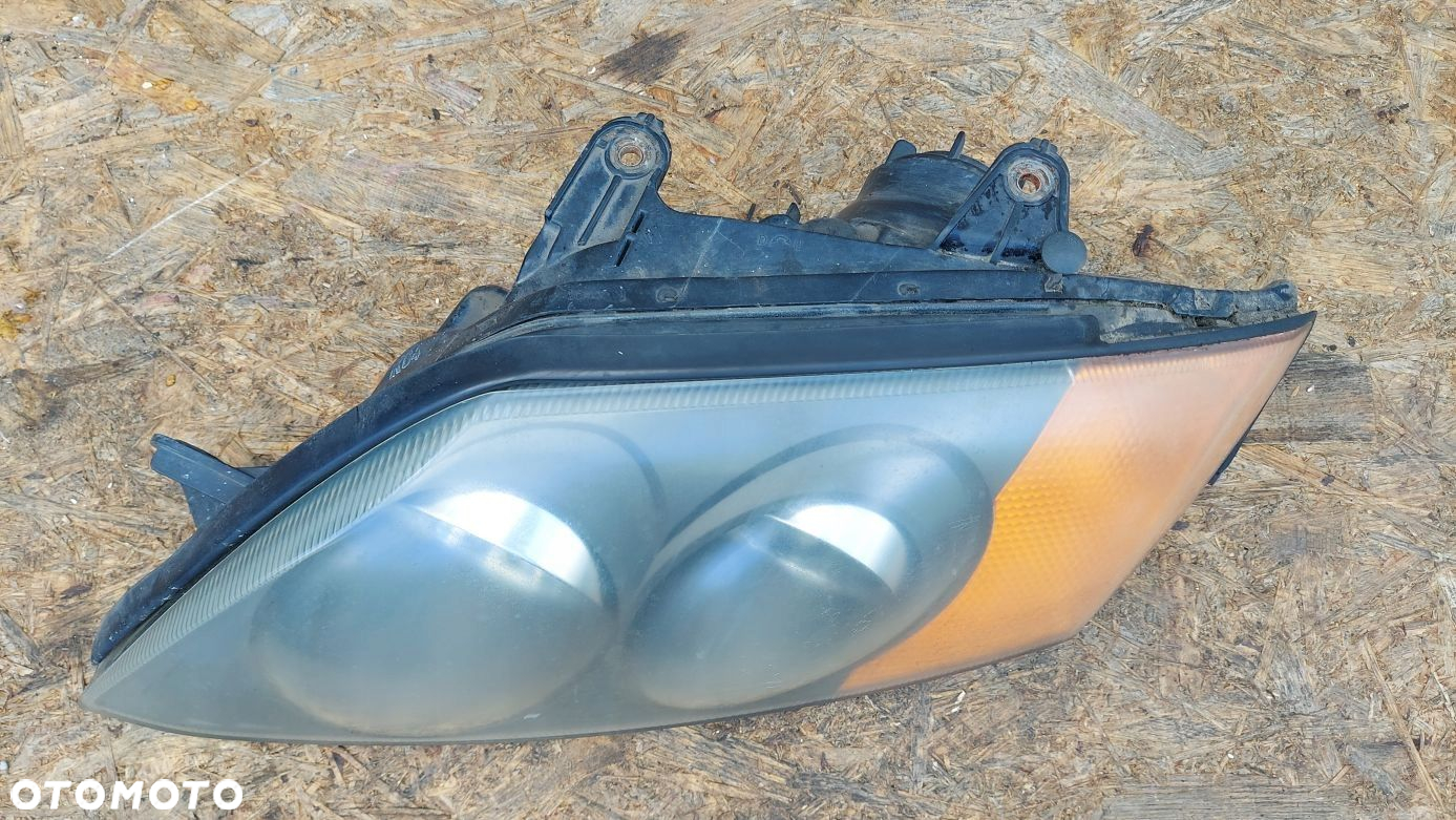 LAMPA LEWA REFLEKTOR LEWY HYUNDAI COUPE TIBURON - 2