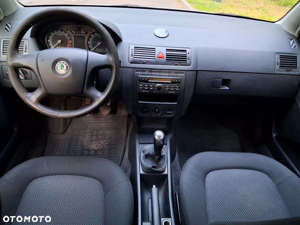 Skoda Fabia - 12