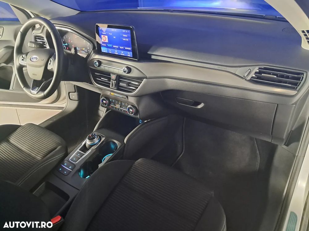 Ford Focus - 18