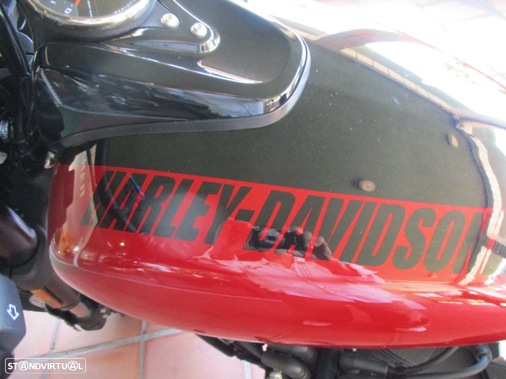 Harley-Davidson Softail 114 FAT BOB - 11