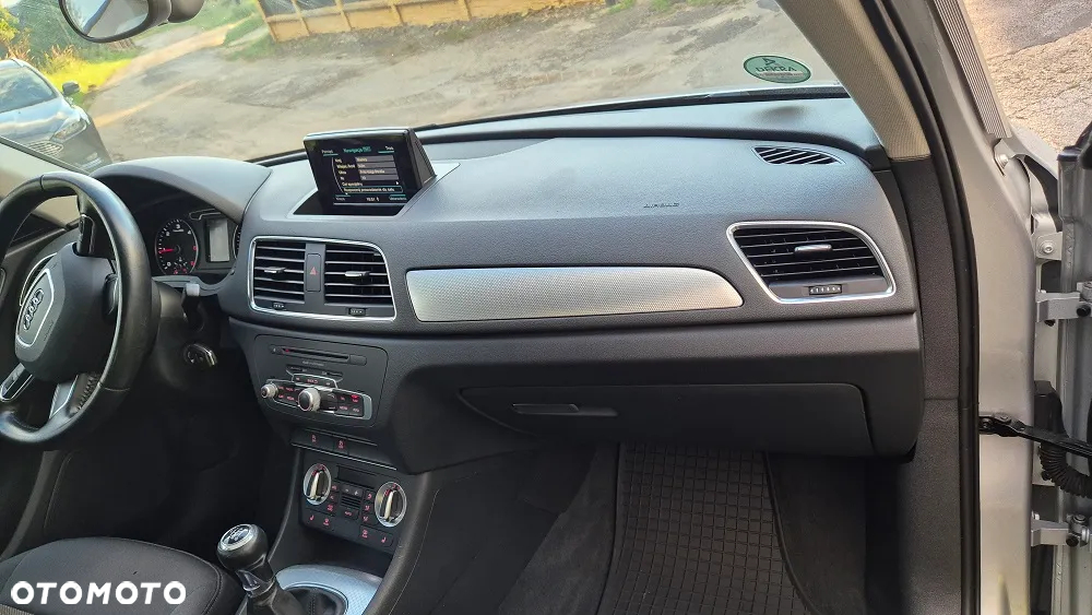 Audi Q3 2.0 TDI Edycja Specjalna - 4