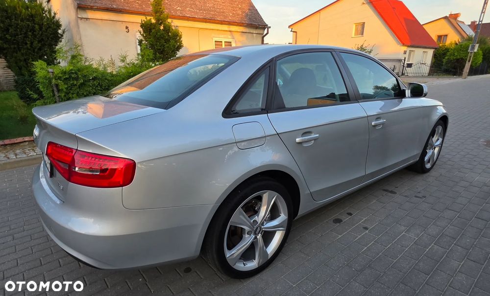 Audi A4 Limousine - 7