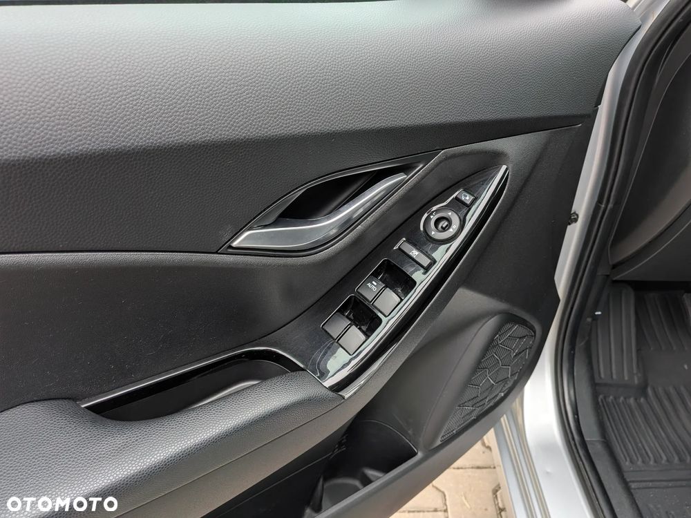 Hyundai ix20 1.4 Comfort - 12