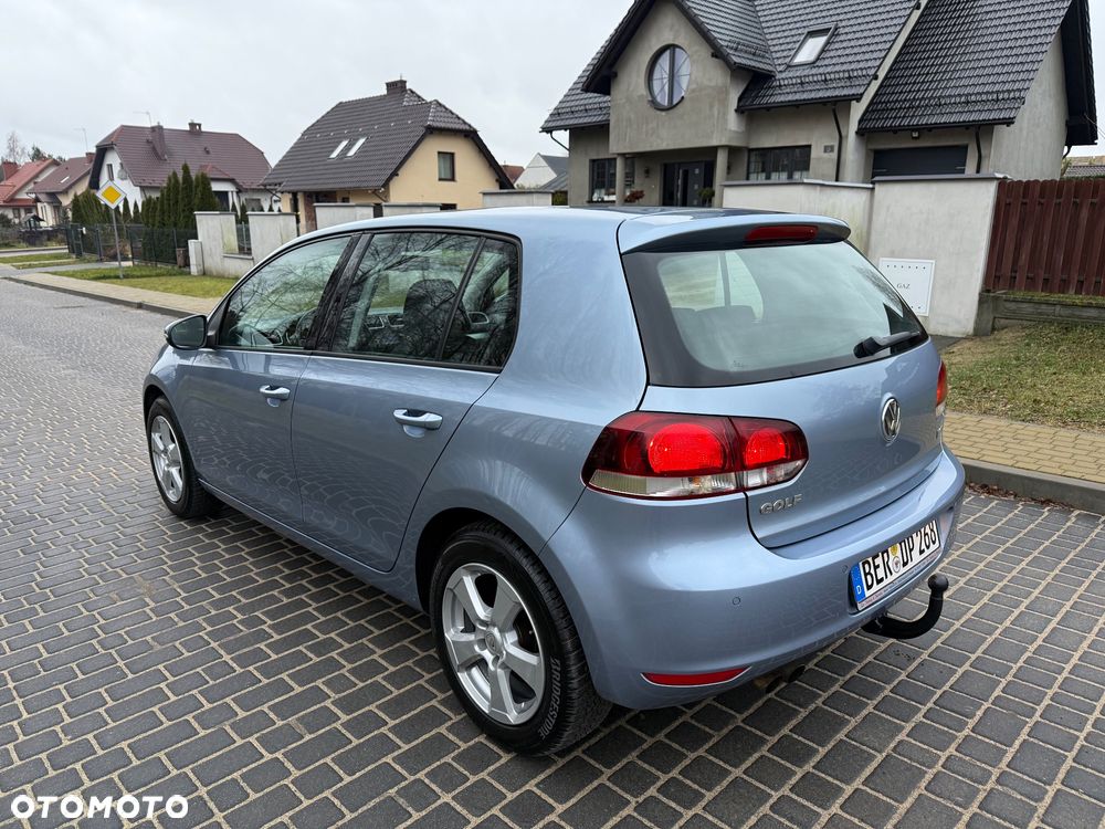 Volkswagen Golf 1.4 TSI DSG Trendline - 3