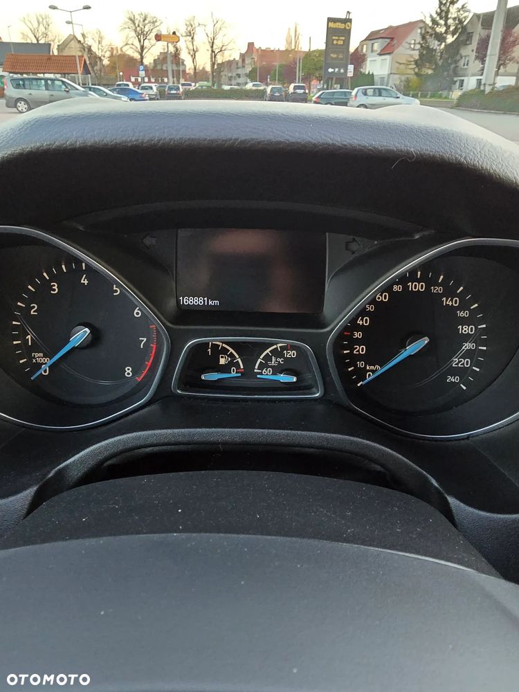 Ford Focus 1.0 EcoBoost Start-Stopp-System ST-LINE - 14