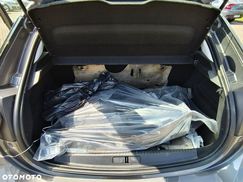 Opel Corsa - 16