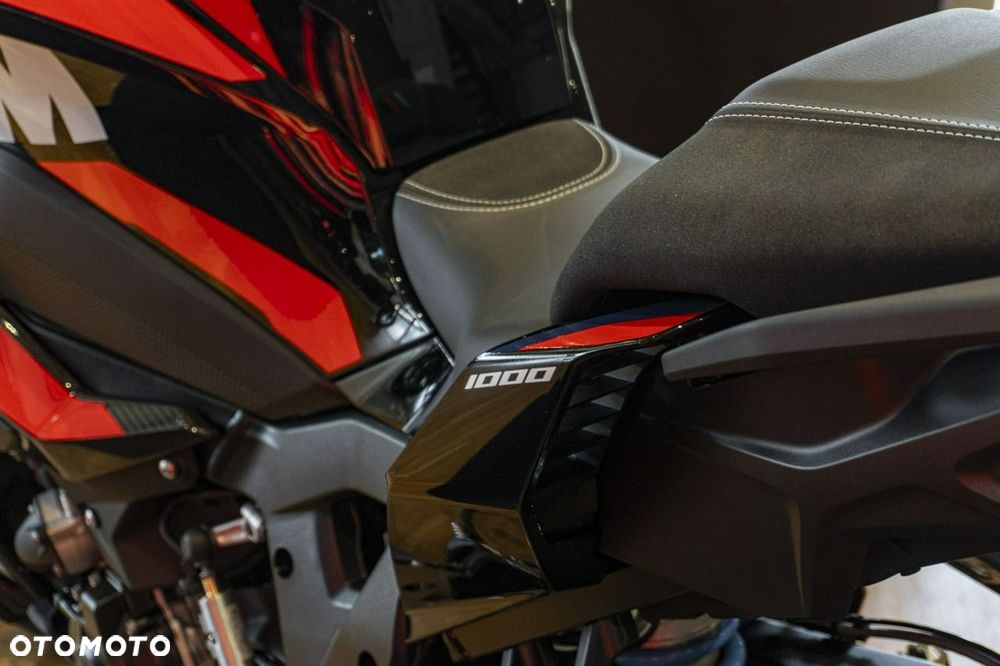 BMW XR - 12
