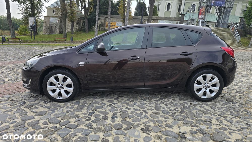 Opel Astra - 8