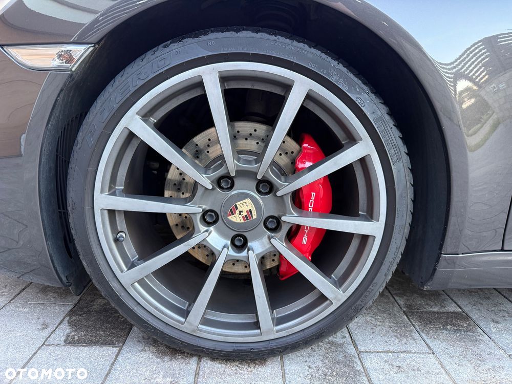 Porsche 911 Carrera S PDK 50 Jahre - 8
