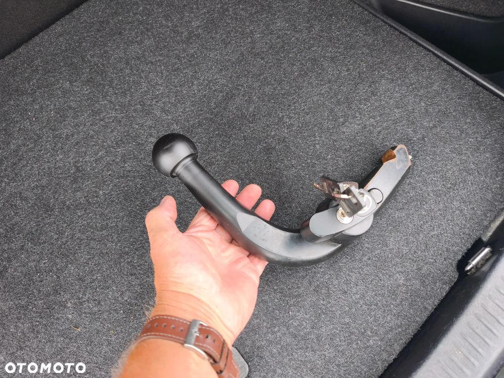 Toyota Auris 1.6 Executive - 15