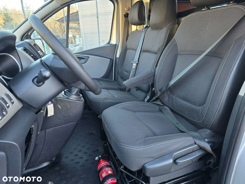 Renault Trafic - 21
