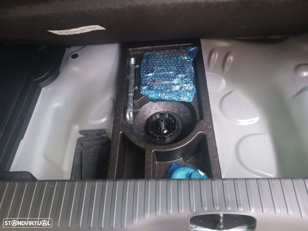 Citroën C3 Aircross 1.2 PureTech Plus - 36