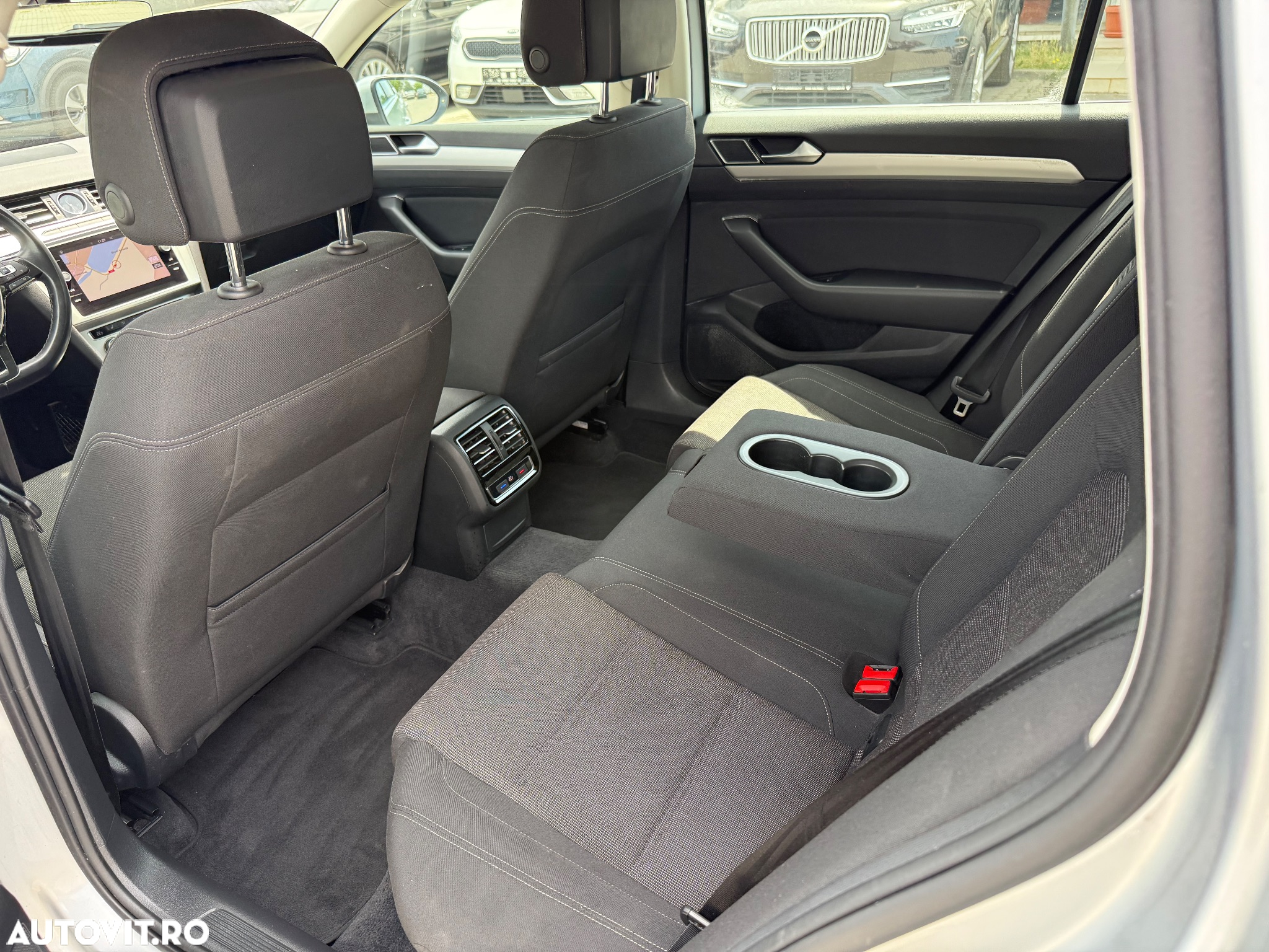 Volkswagen Passat Variant 2.0 TDI DSG Comfortline - 6