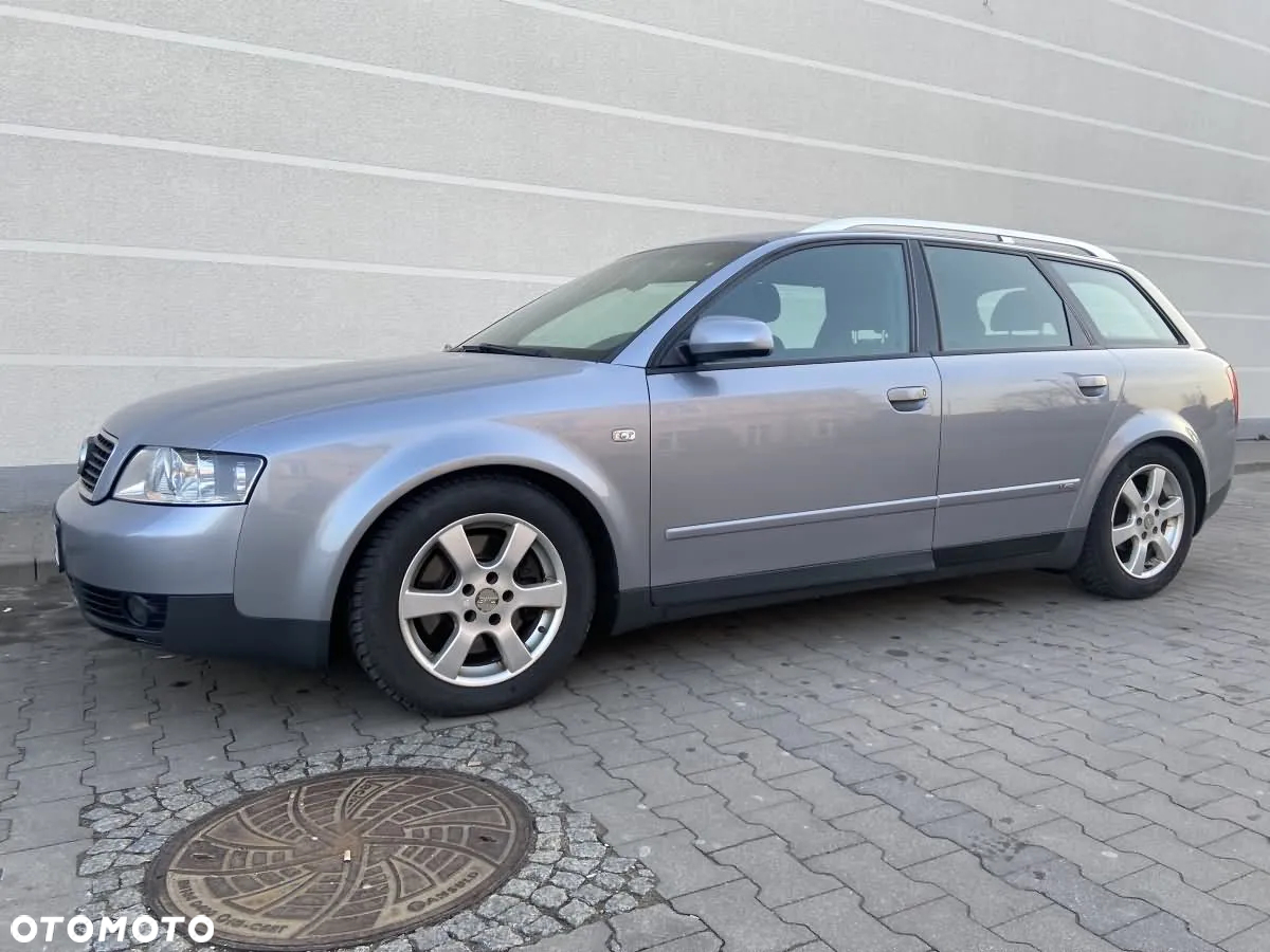 Audi A4 Avant 1.8T Quattro - 8