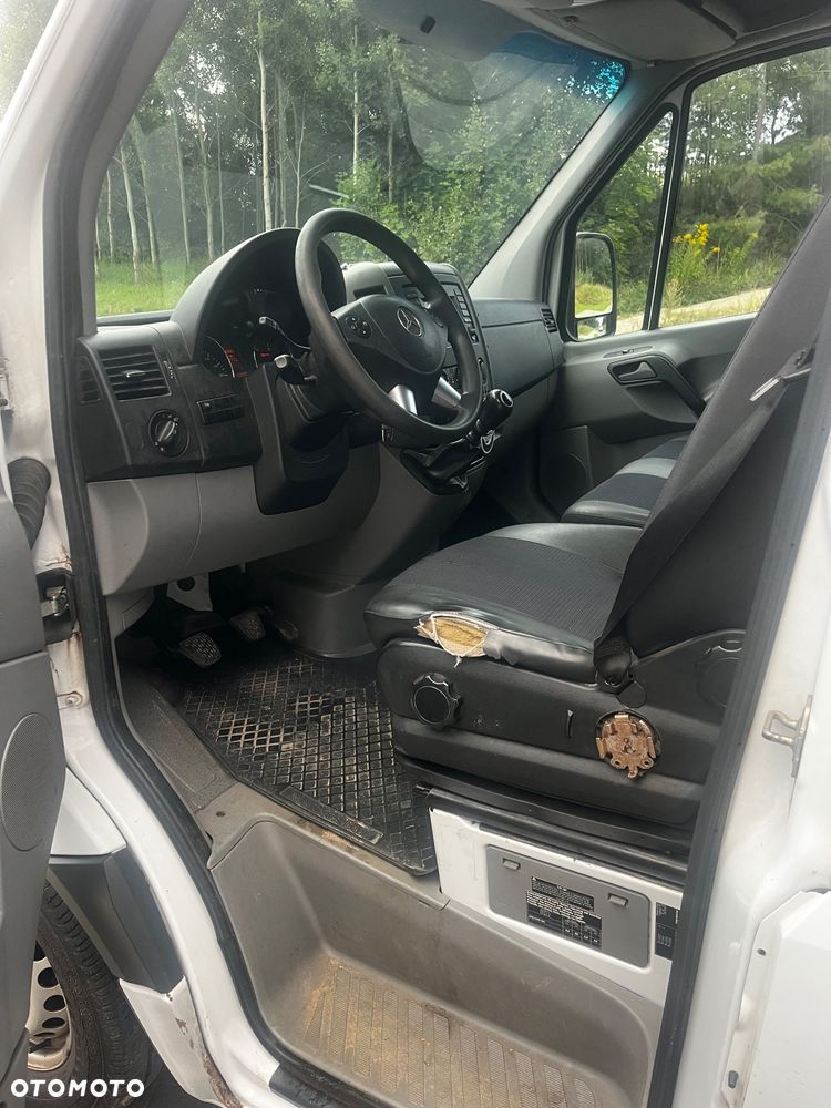Mercedes-Benz Sprinter - 4