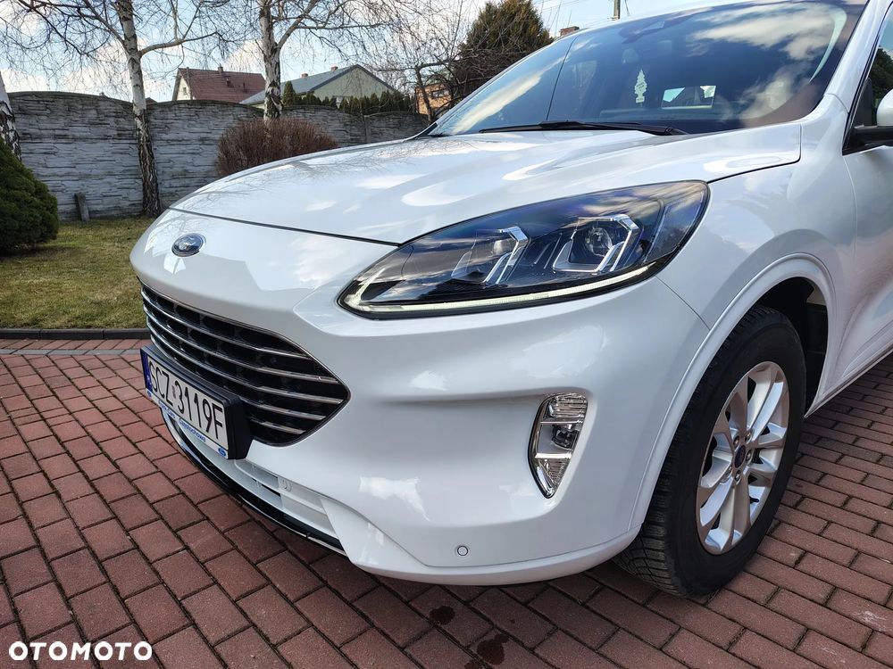 Ford Kuga 1.5 EcoBoost TITANIUM X - 2
