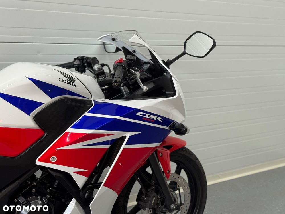 Honda CBR - 7