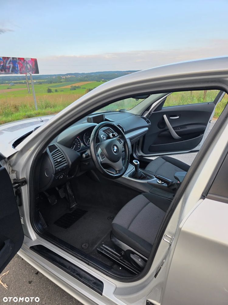 BMW Seria 1 118d - 6