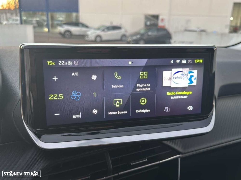 Peugeot 208 1.2 Hybrid Allure e-DCS6 - 19