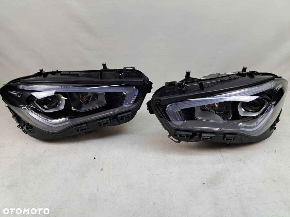 MERCEDES CLA LAMPY FULL LED PERFORMANCE KOMPLET A1189068300 A1189068400 - 1
