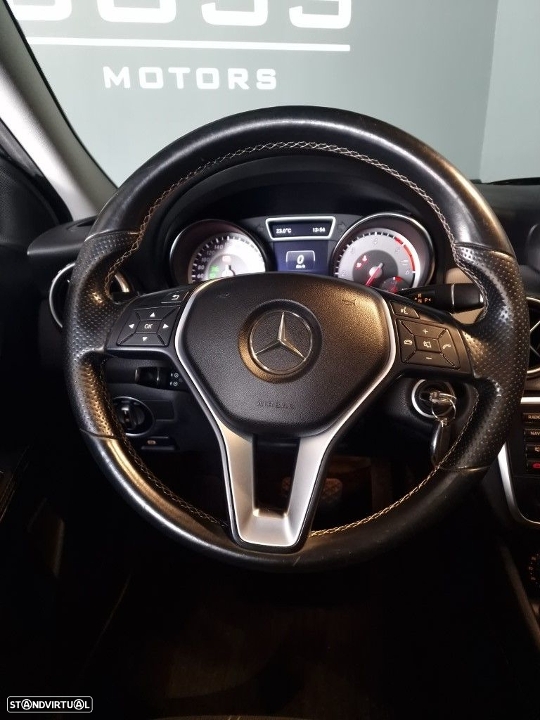 Mercedes-Benz GLA 200 CDi Urban Aut. - 28