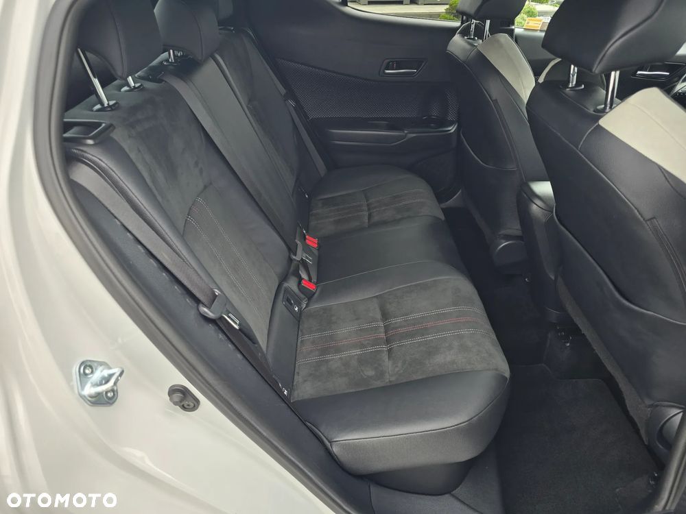 Toyota C-HR 1.8 Hybrid GPF GR Sport - 23
