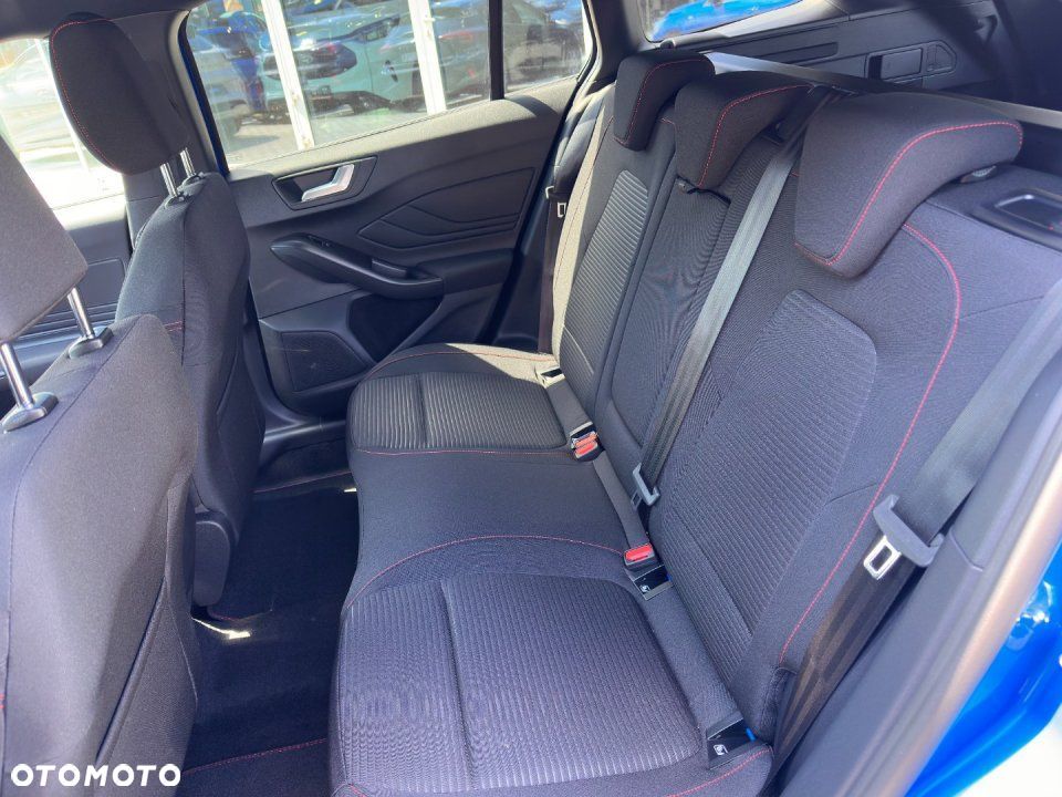 Ford Focus - 25