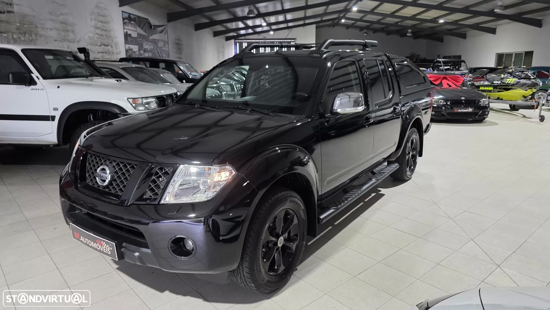 Nissan Navara 2.5 dCi CD LE Hi-Tech +P.Premium 4WD - 2