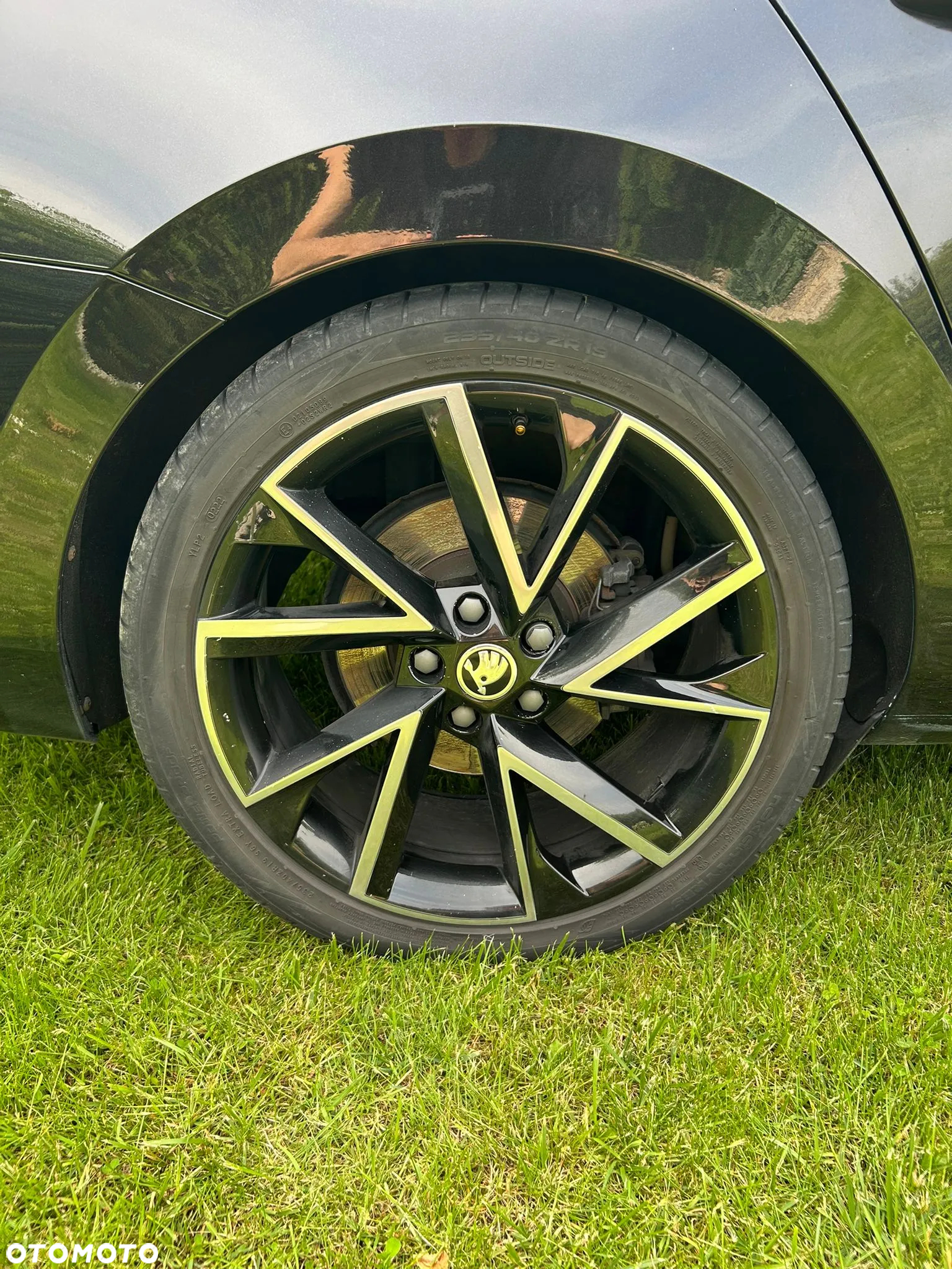 Skoda Superb Combi 2.0 TDI Premium Edition - 8